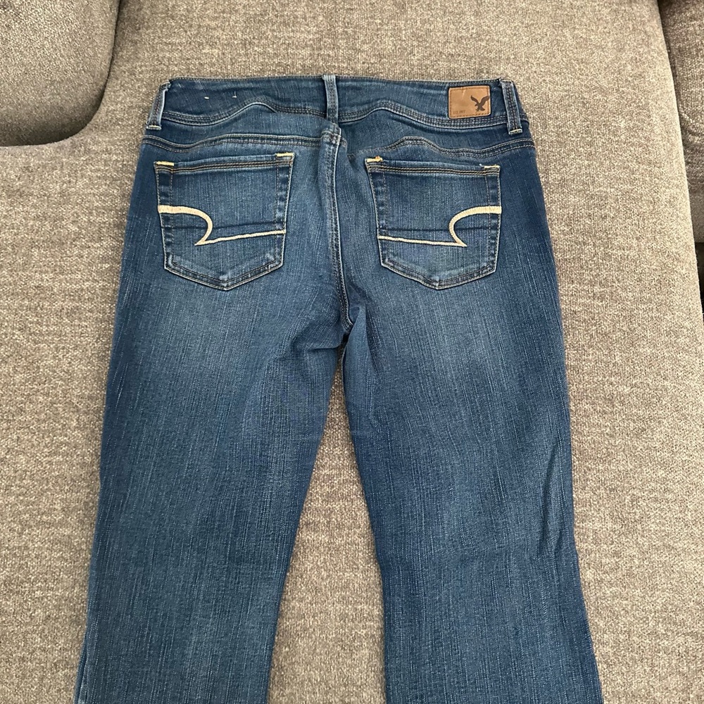 Women’s American Eagle jeans - Picture 4 of 5